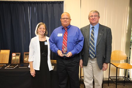 Recent Alumni Achievement Award Del